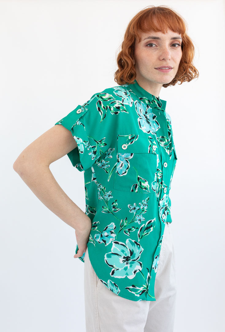 Blusa Verde Floreada Cuello Mao