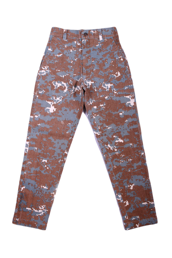 PIXEL CAMO CROPPED PANTS